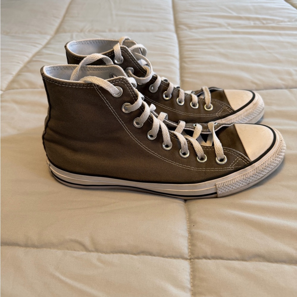 Converse High-Top Sneakers in Grey and White